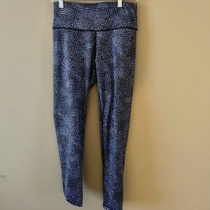 Aerie Chill Play Move Blue and White Dots Leggings l